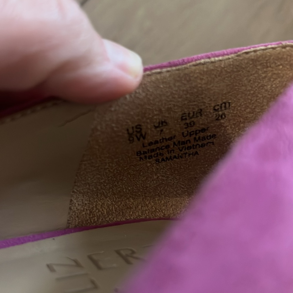 Elegant Pink Suede Women's Shoes - Picture 3 of 3